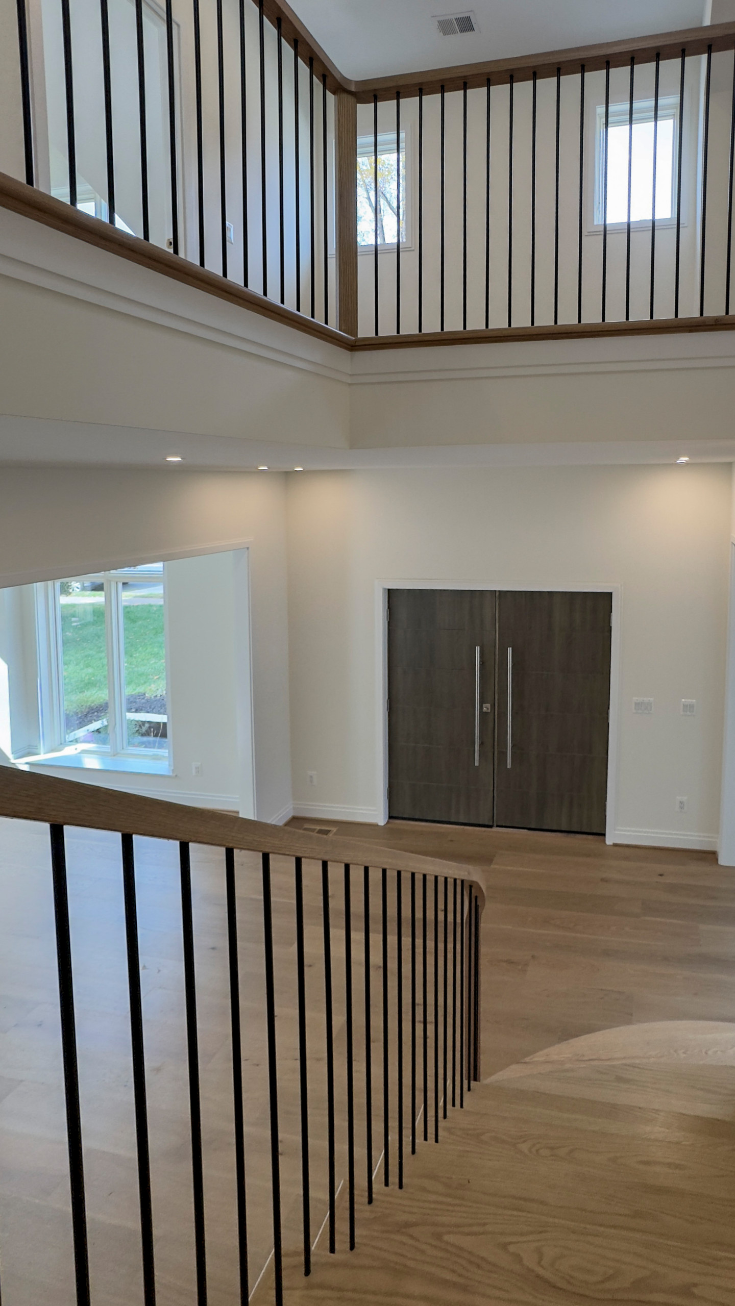 144_Attractive Transitional Staircase in Impressive Modern Home, Vienna VA 22180
