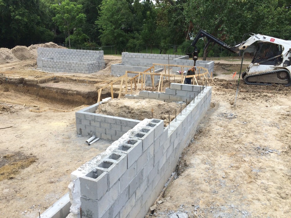 CMU Walls by Masonry Contractor