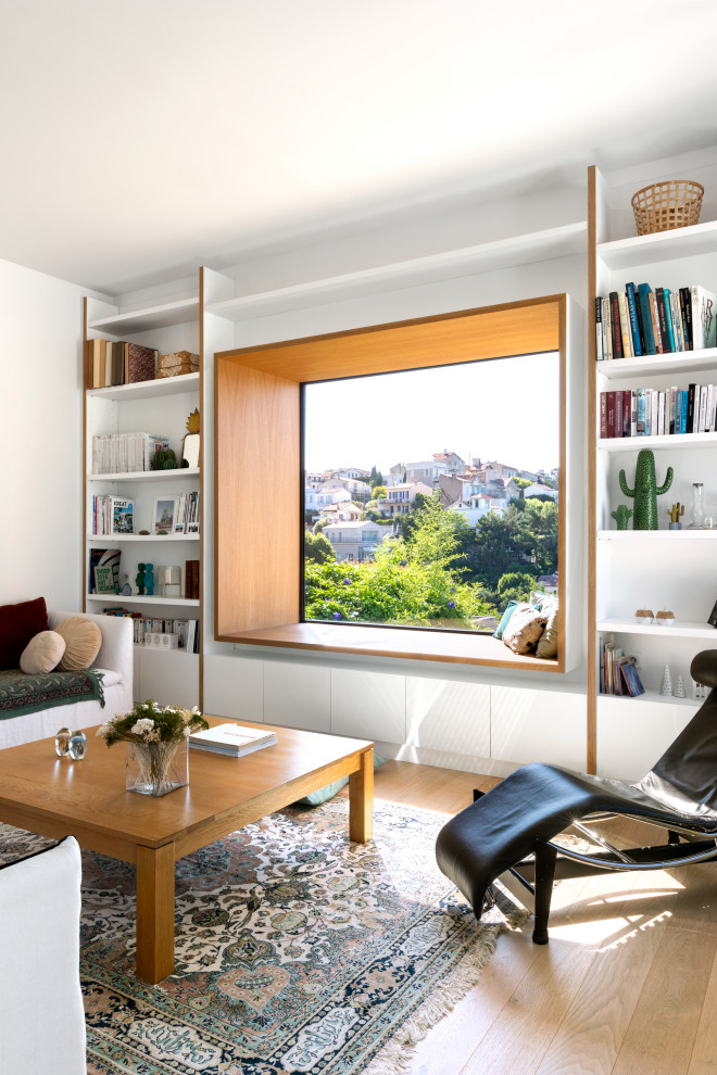 Photo of a mediterranean family room in Marseille.