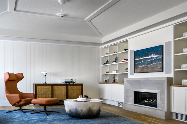 Lake House trendy-alrum