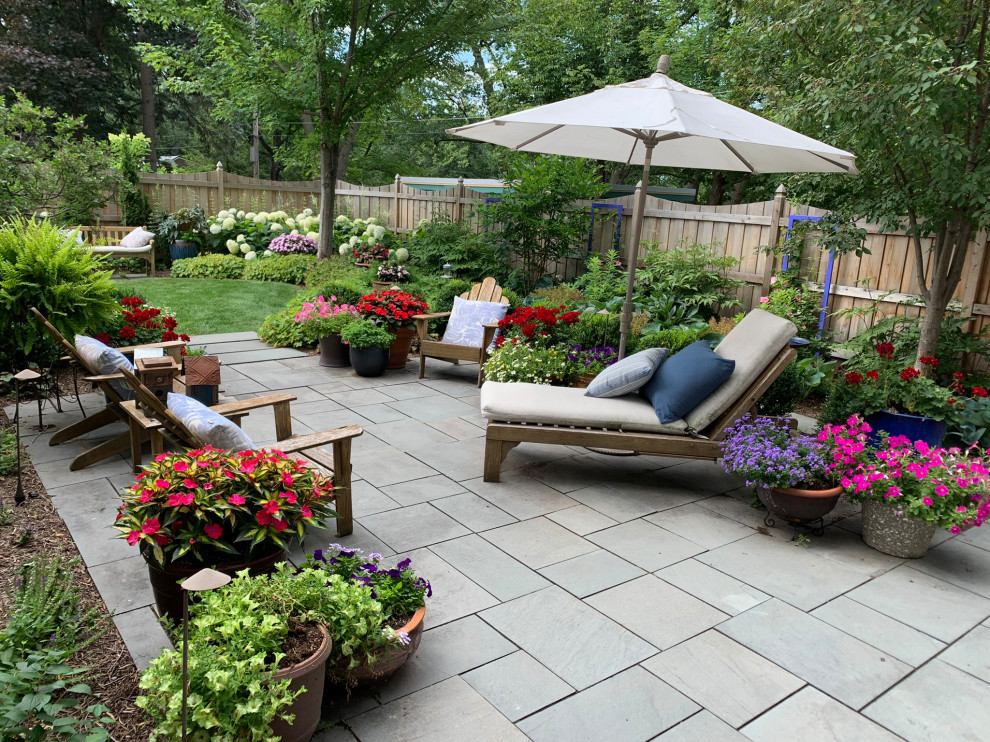 Saint Paul Tudor Garden
