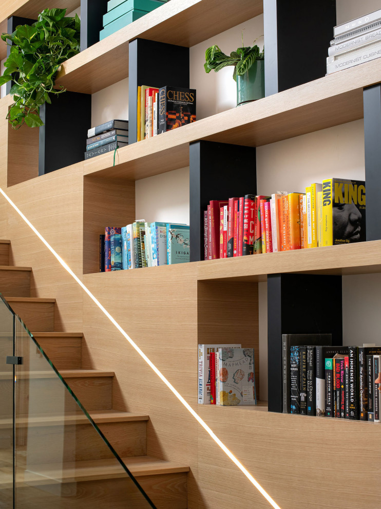 Staircase - transitional staircase idea in San Diego