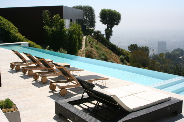 Traditional and Formal Pools contemporaneo-piscina