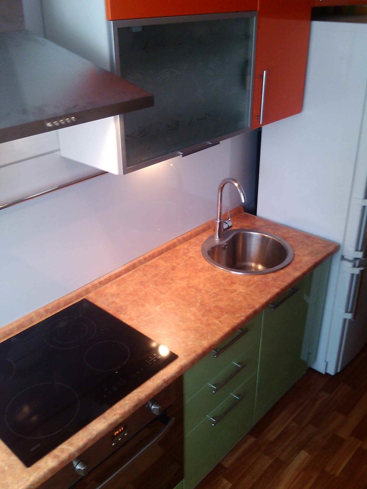 Кухня прямая 4 м. 70000 р.