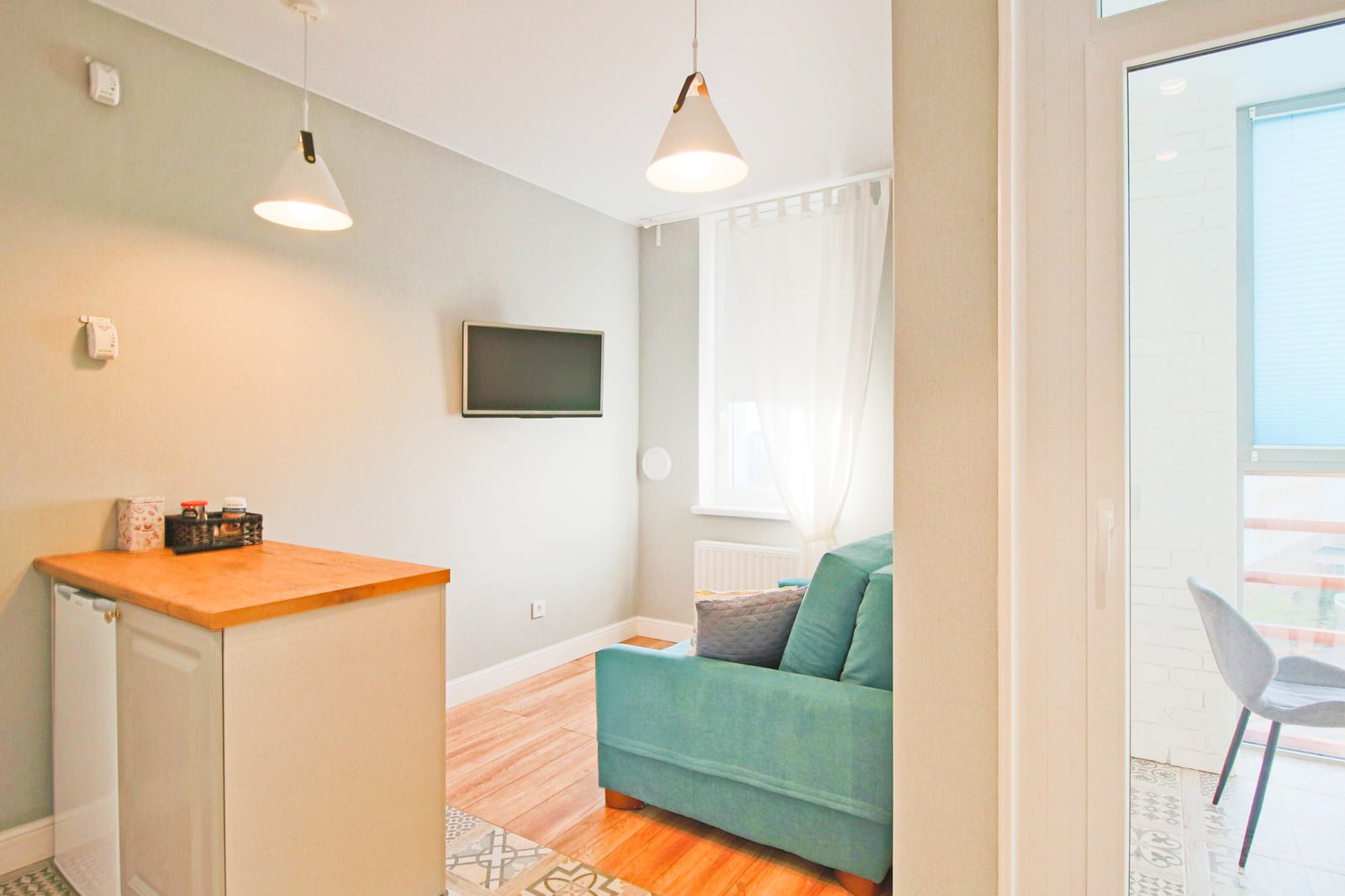 Стильно. Лаконично. Рядом с музеем янтаря