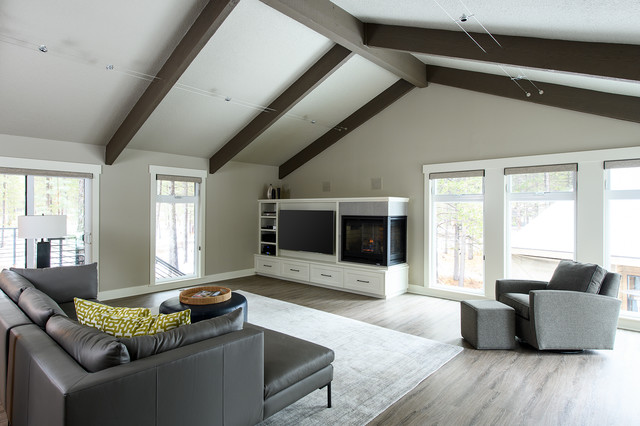 Sunriver Remodel modern-wohnbereich