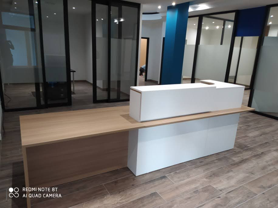 Installation de la banque d'accueil