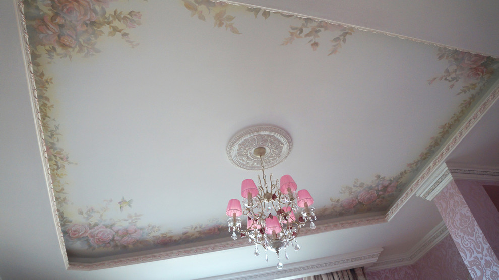 Роспись потолка в детской для девочки