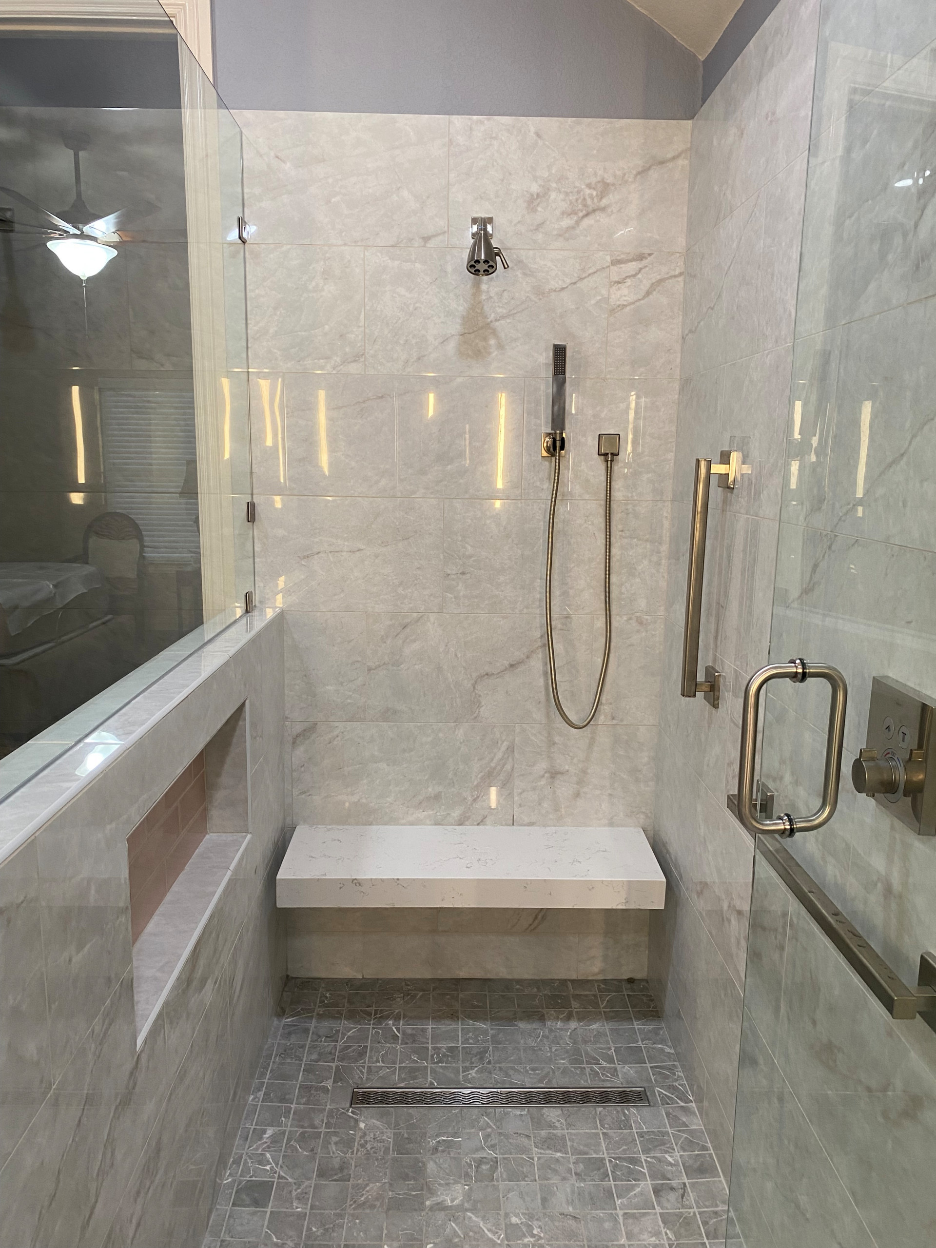 Helotes Master Bath