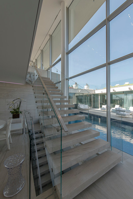 Dune Road, Quogue contemporain-escalier