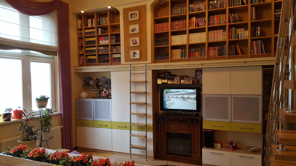 20180408 _ НОВОСИБИРСК - лестница мебельная с крючками - модель Step-30 hook