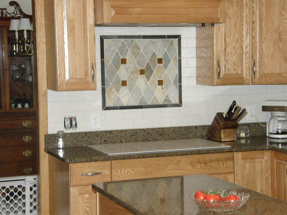 Inspiration for a transitional kitchen remodel in Minneapolis