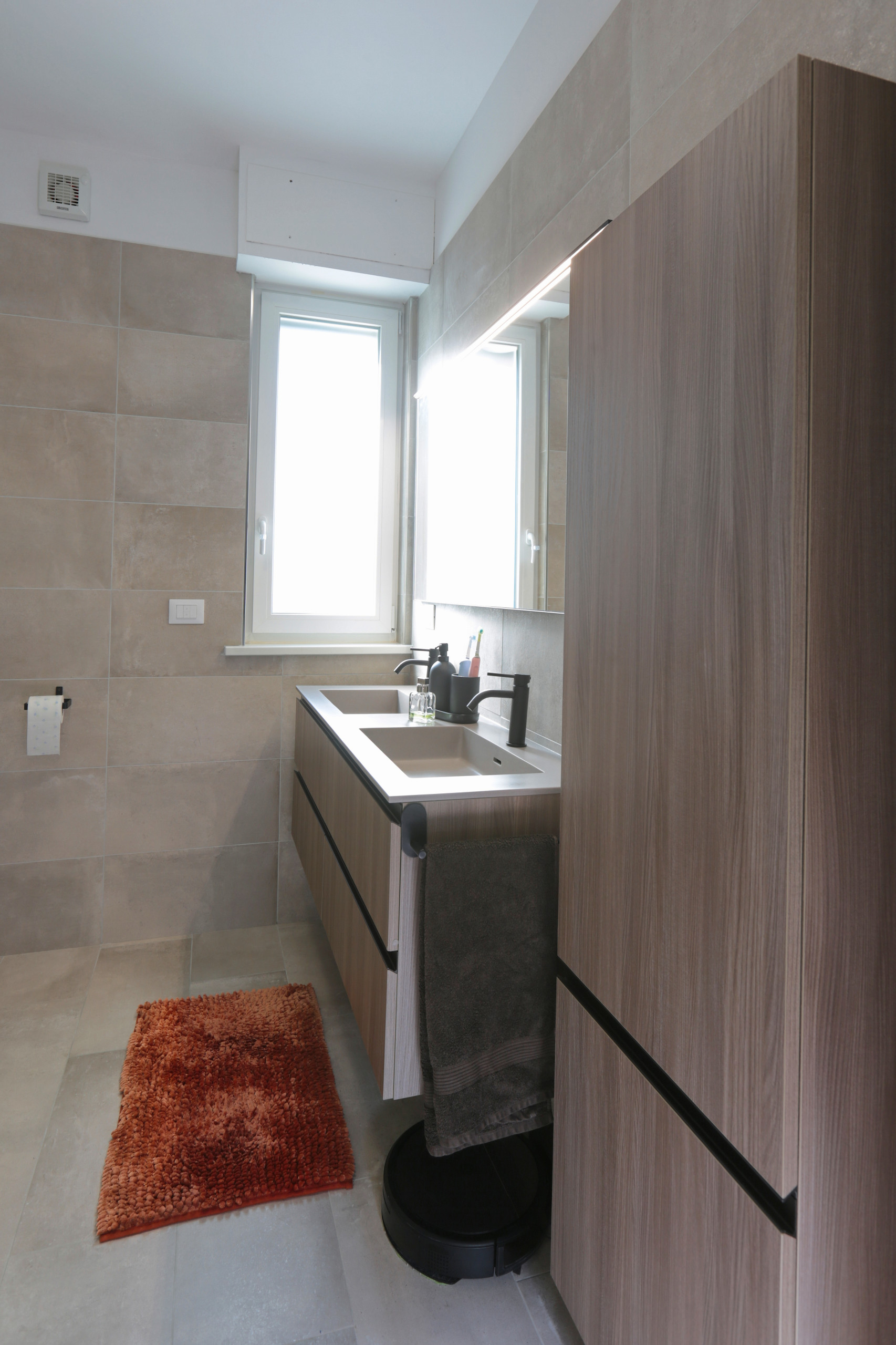 LA CASA  MODERNA & SOFT INDUSTRIAL