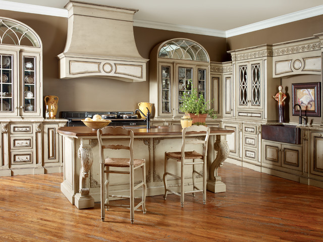 Traditional Kitchen 
