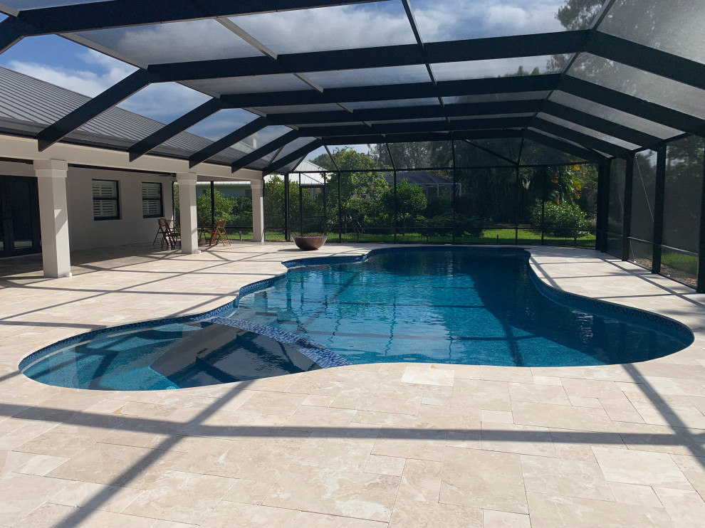 Pool - transitional pool idea in Miami