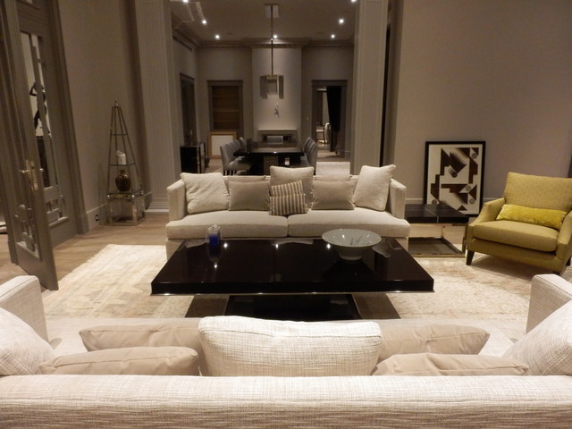 Proyecto Barbikja (MOSC&Uacute;) transitional-living-room