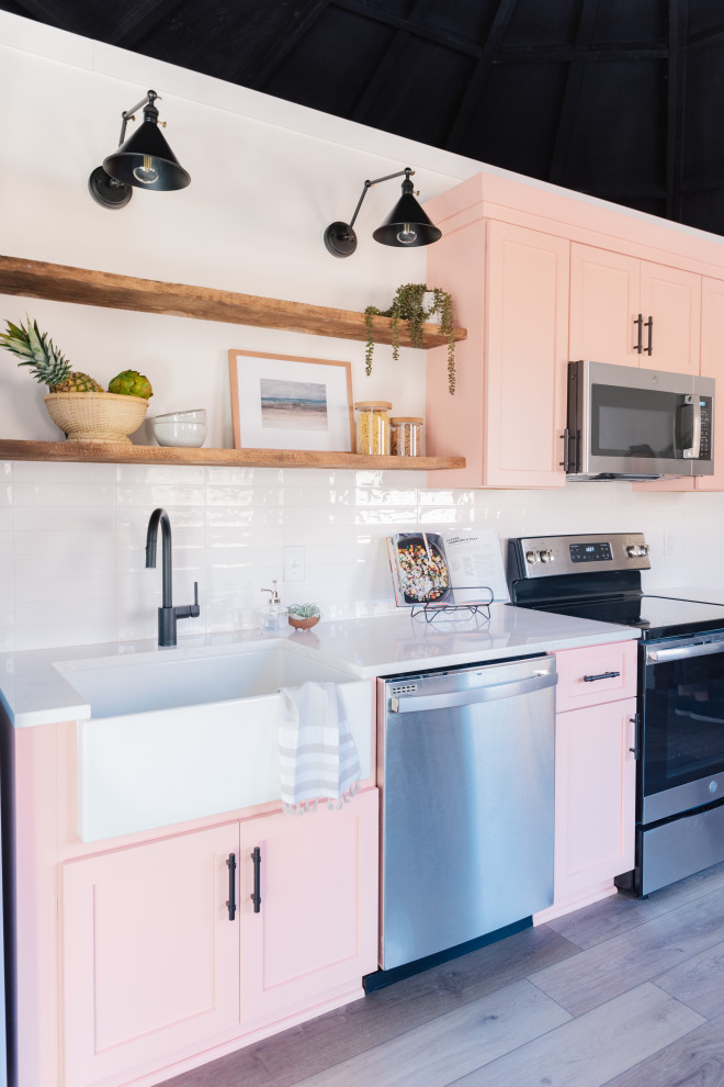 Inspiration for a transitional kitchen remodel in Omaha