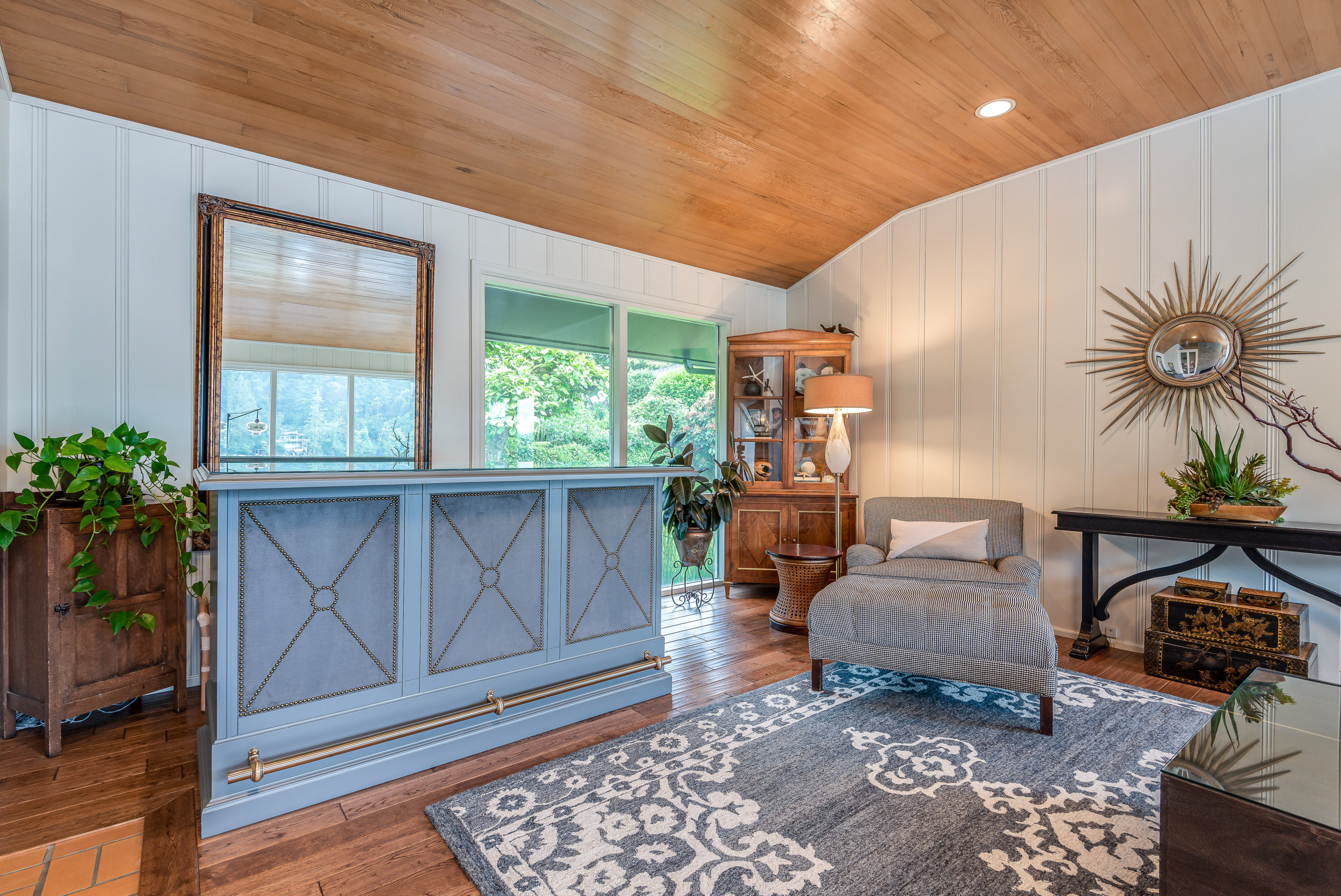 Bar addition and furniture traditional home Gig Harbor