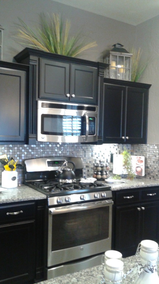 Inspiration for a transitional kitchen remodel in DC Metro