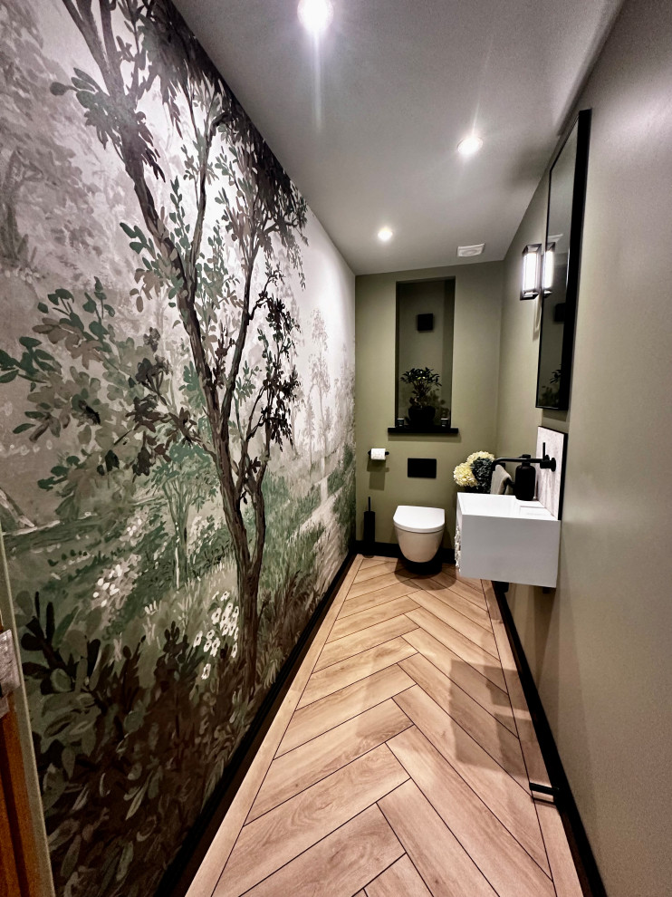 Zen green Powder room