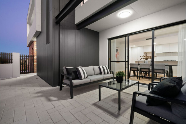 Melville Quadruplex contemporary-exterior