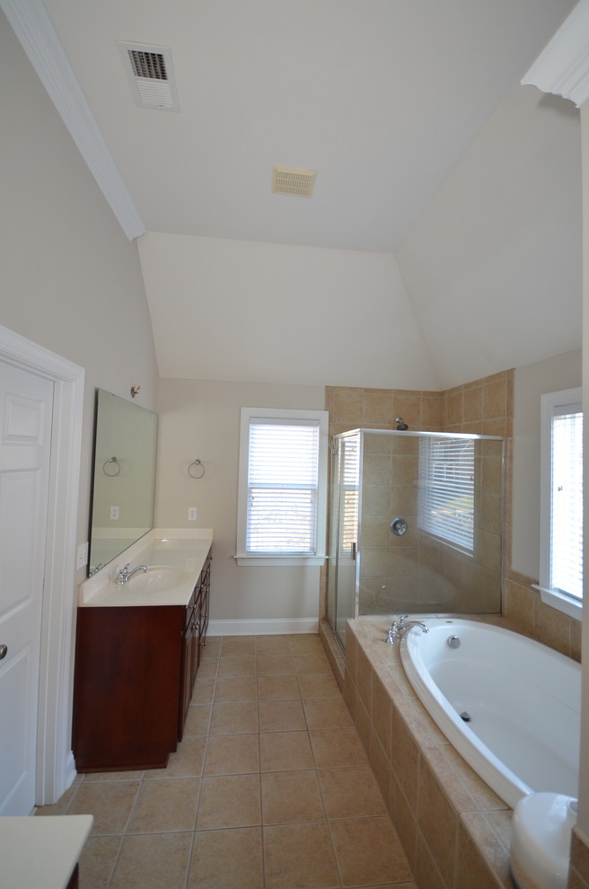 Doug & Fiona's Master bathroom