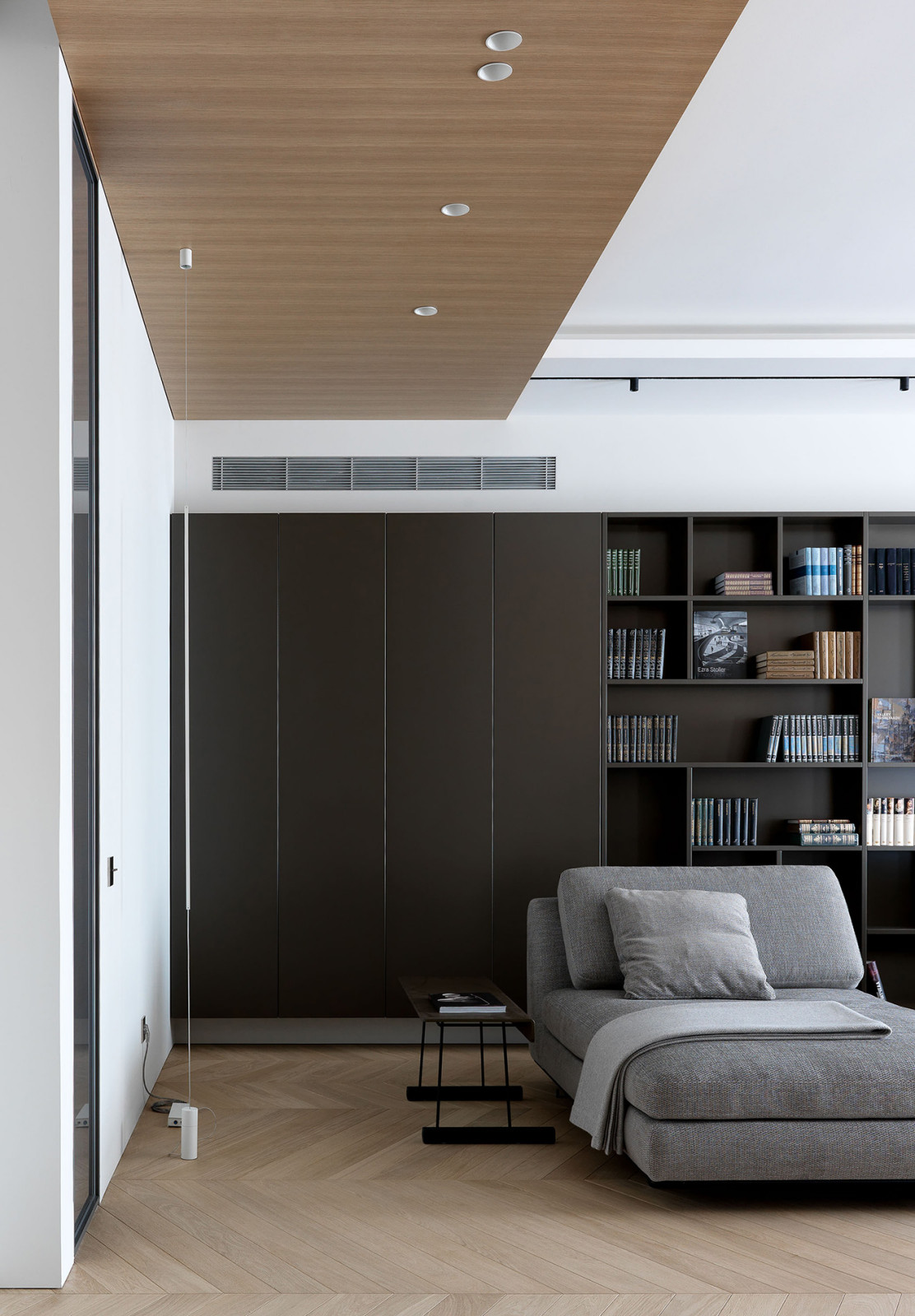 Apartment of three generations