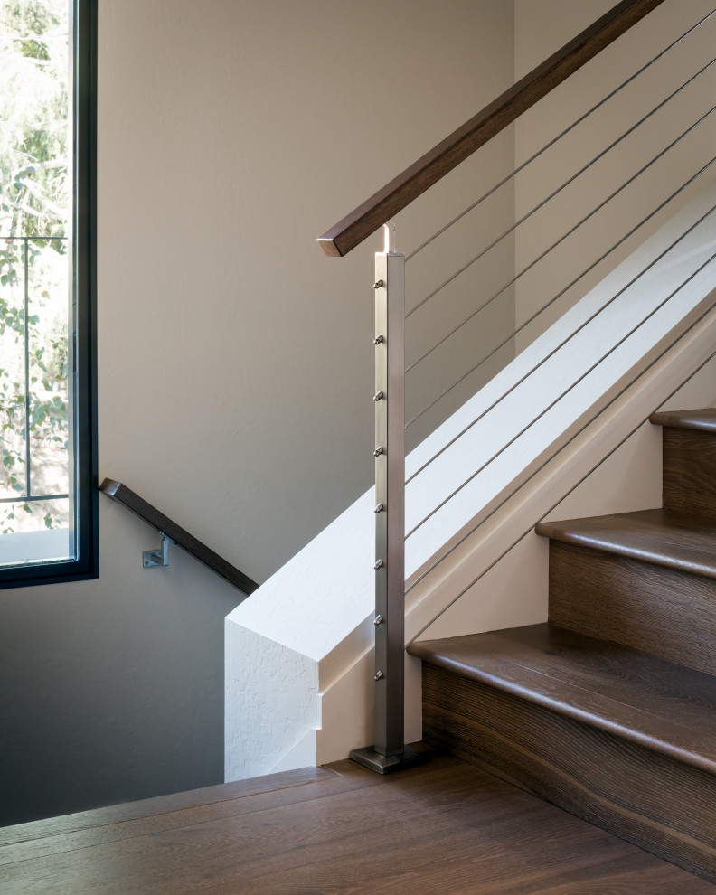 Источник вдохновения для домашнего уюта: угловая металлическая лестница среднего размера в стиле ретро с металлическими ступенями