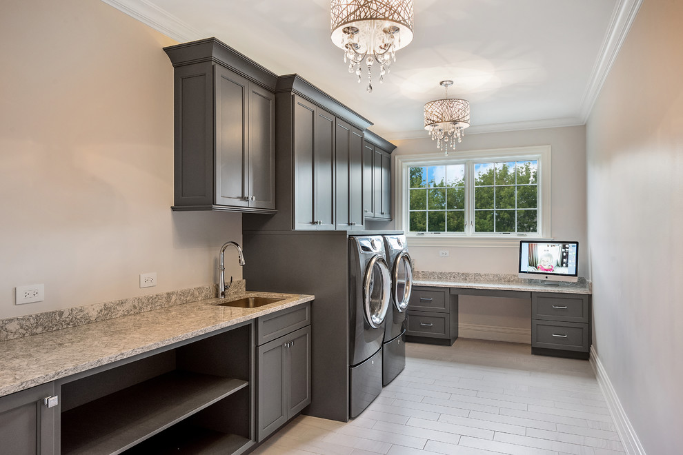 This is an example of a traditional laundry room in Chicago.