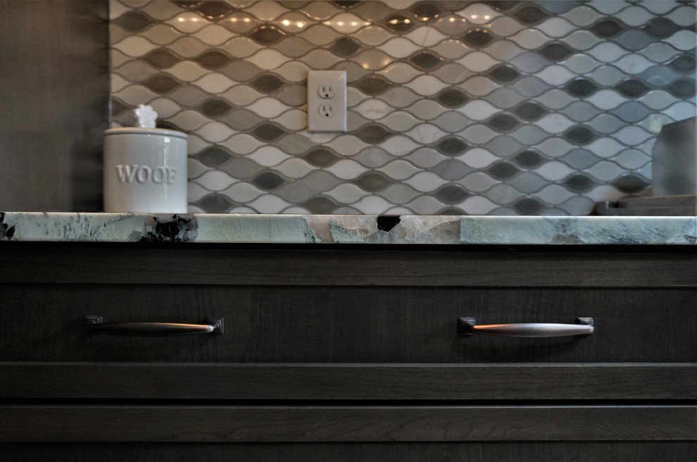 Transitional home design photo in New York