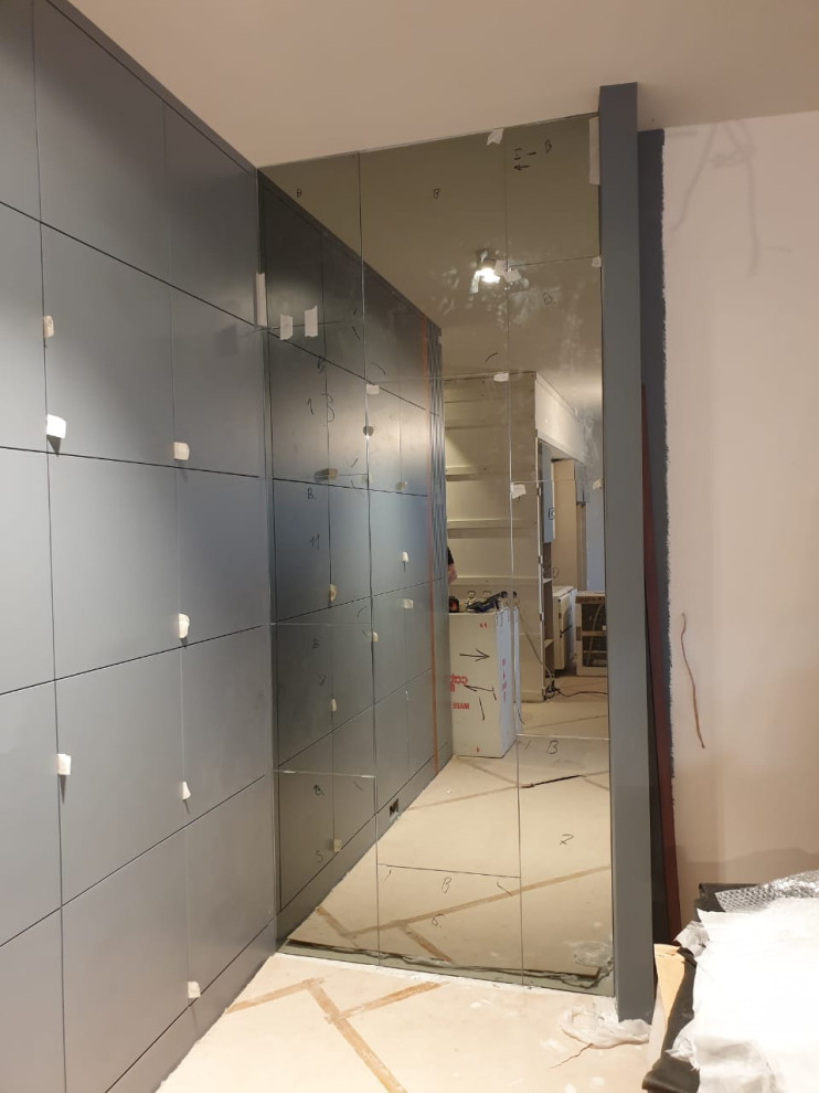 Зеркальное панно