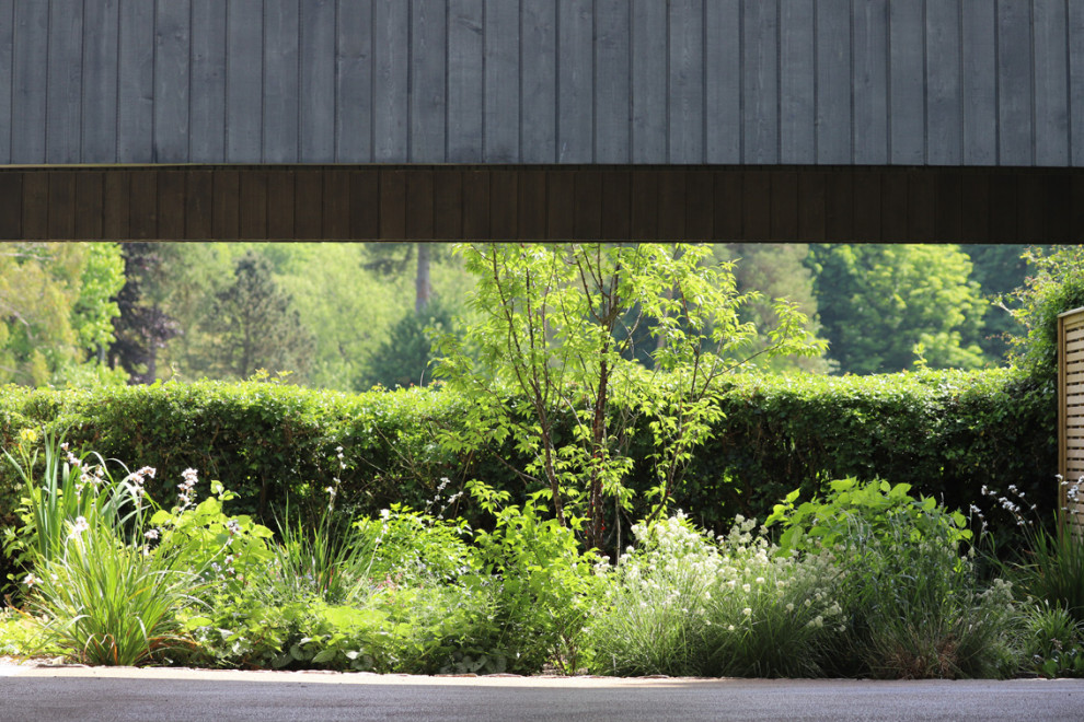 Photo of a rural garden in Buckinghamshire.