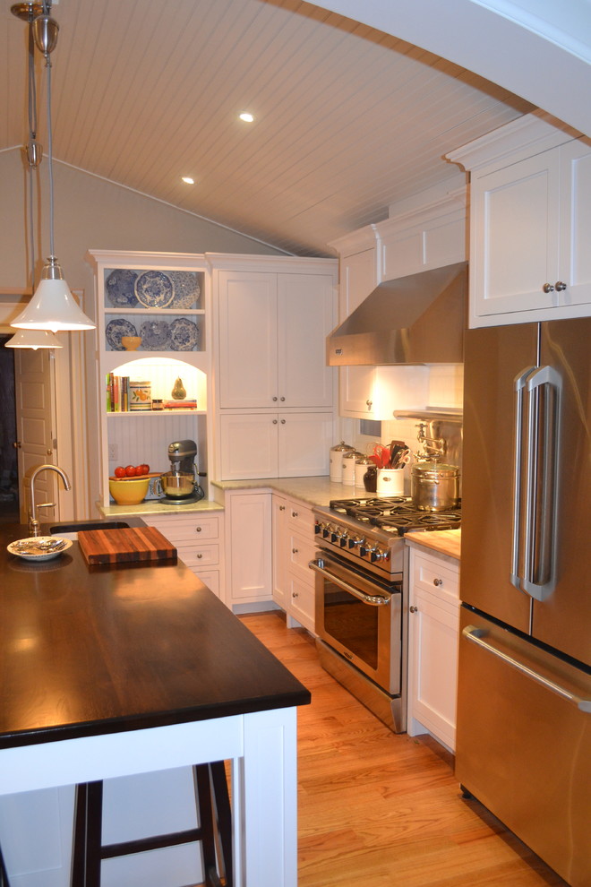 Photo of a beach style kitchen in Portland Maine.