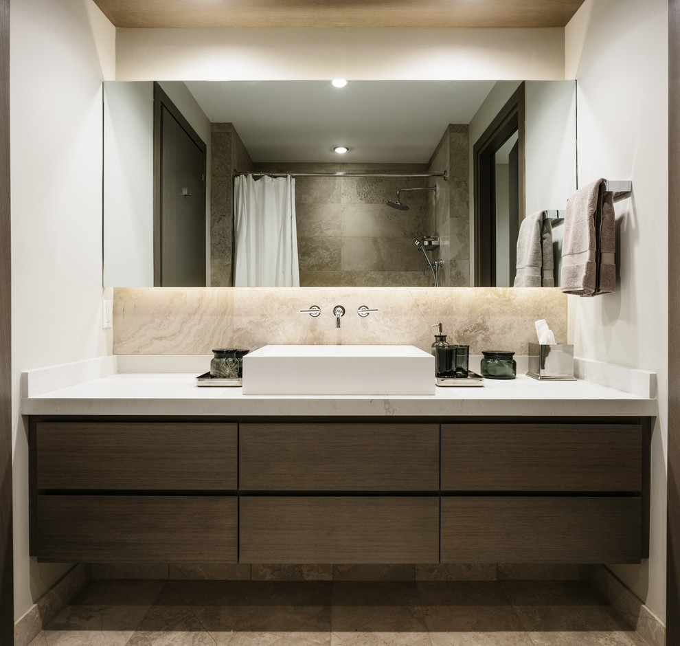 Mid-sized contemporary 3/4 bathroom in Vancouver with flat-panel cabinets, dark wood cabinets, a freestanding tub, a double shower, a two-piece toilet, beige tile, porcelain tile, beige walls, medium hardwood floors, a vessel sink, quartzite benchtops, grey floor and a hinged shower door.