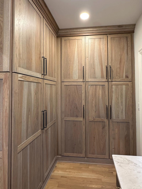 Highwood transitional-kitchen
