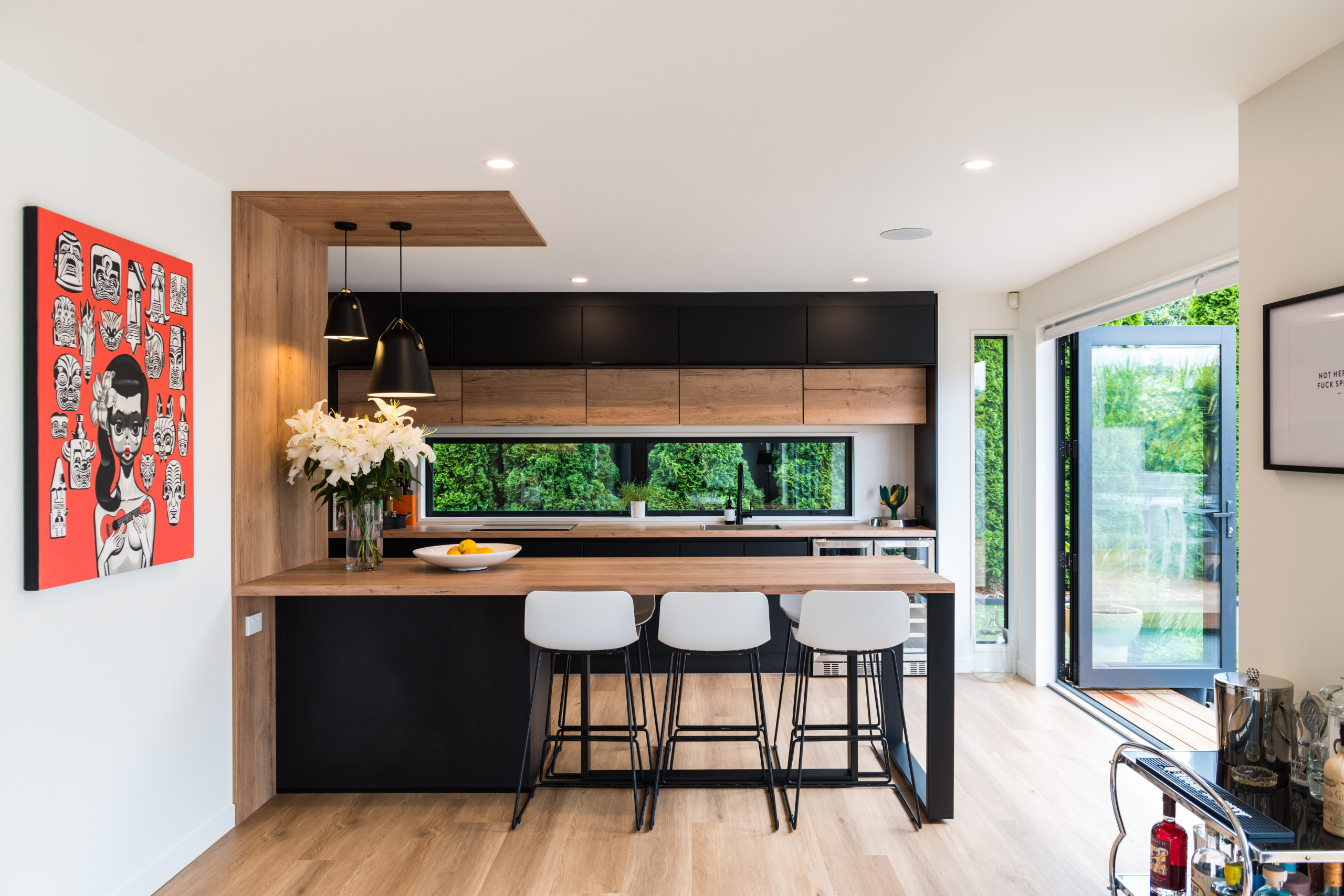The new floorplan for this renovation flipped the kitchen and living areas around to utilise the garden more effectively to create a lovely indoor / outdoor flow from the kitchen.