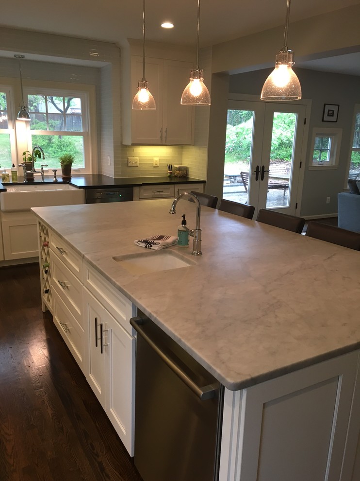 Transitional kitchen photo in DC Metro