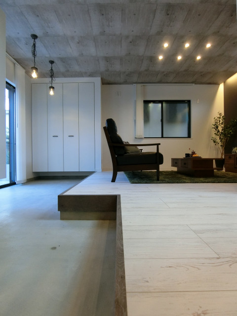 オトコマエな家 moderno-salon