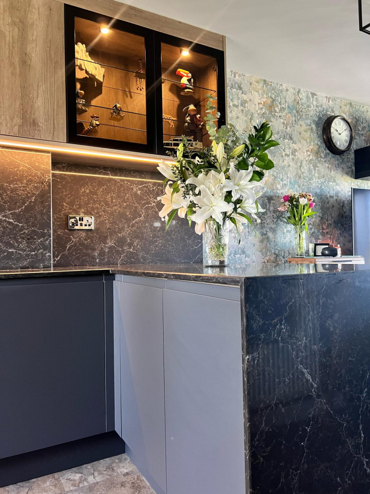 The Hinckley Kitchen - Volpi True Handleless - RRP £30,500 - Luxe Price £25,000