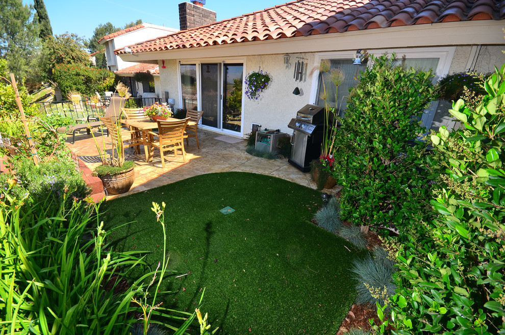 Thousand Oaks Townhouse Patio Traditional Landscape Los Angeles