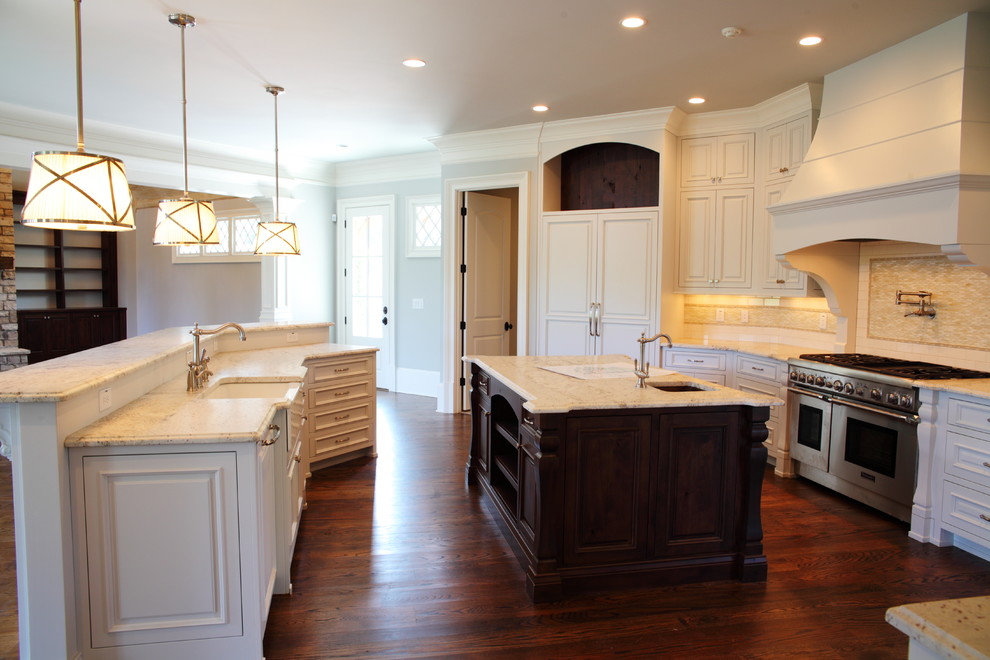 Inspiration for a transitional kitchen remodel in Atlanta