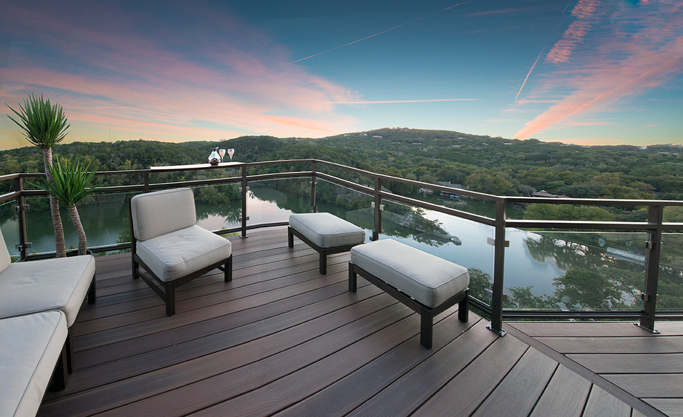 Inspiration for a contemporary deck in Austin.