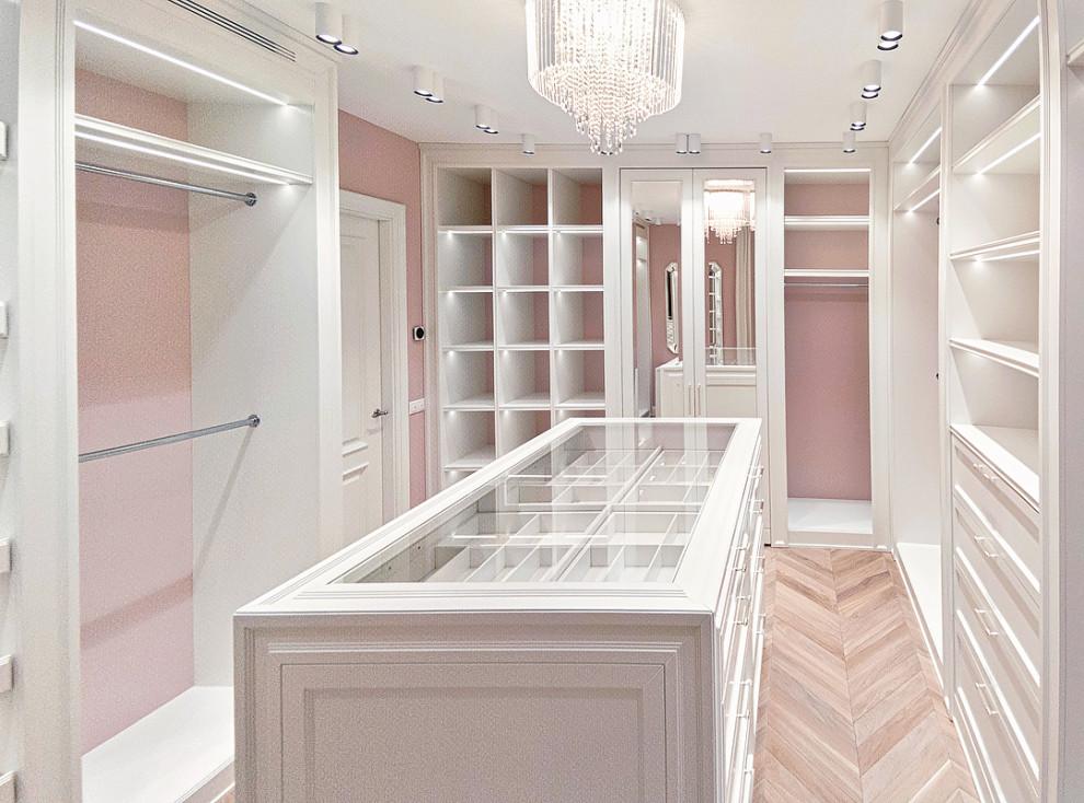 Contemporary wardrobe in Moscow with recessed-panel cabinets.