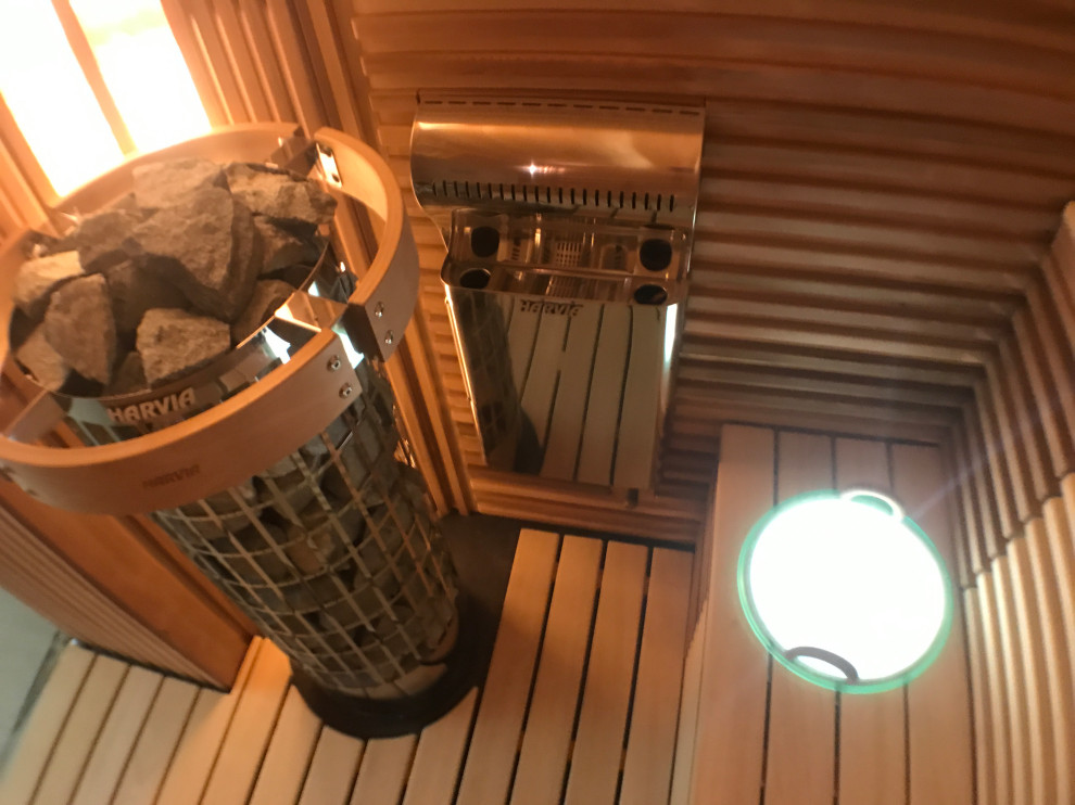 Парная из канадского кедра