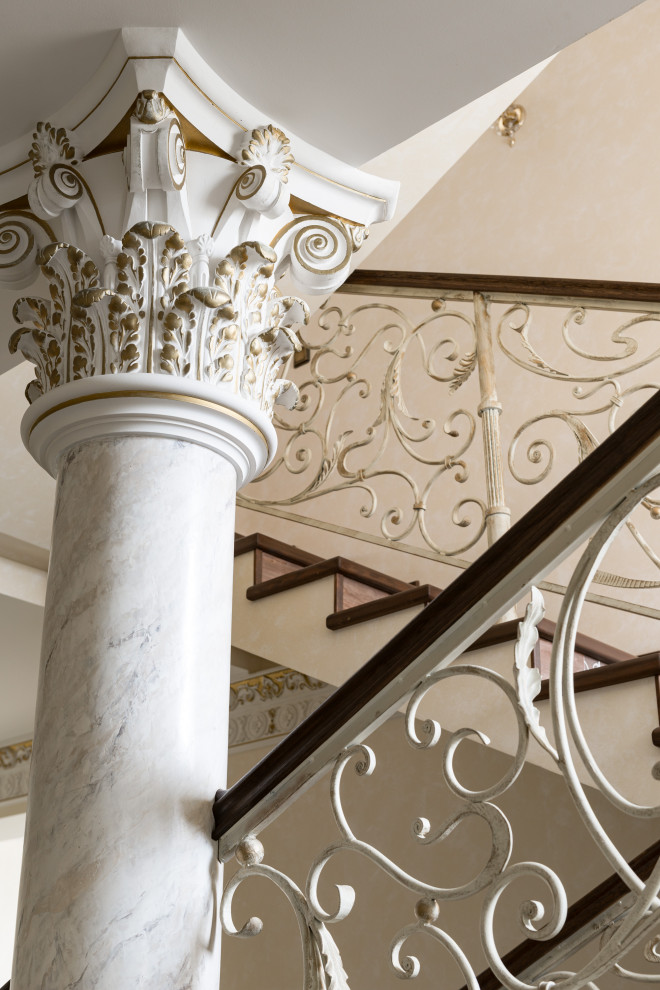 ДОМ с секретом