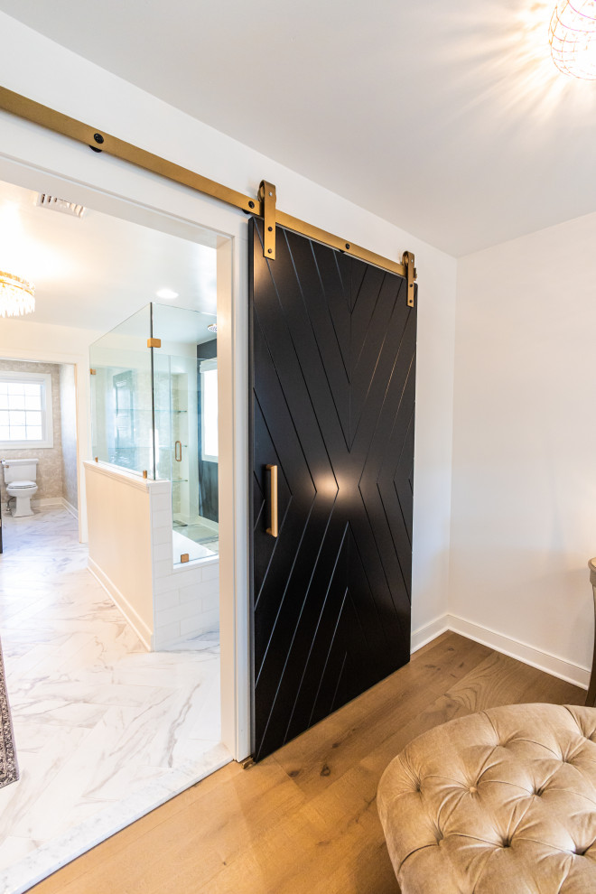 Inspiration for a huge transitional home design remodel in Baltimore