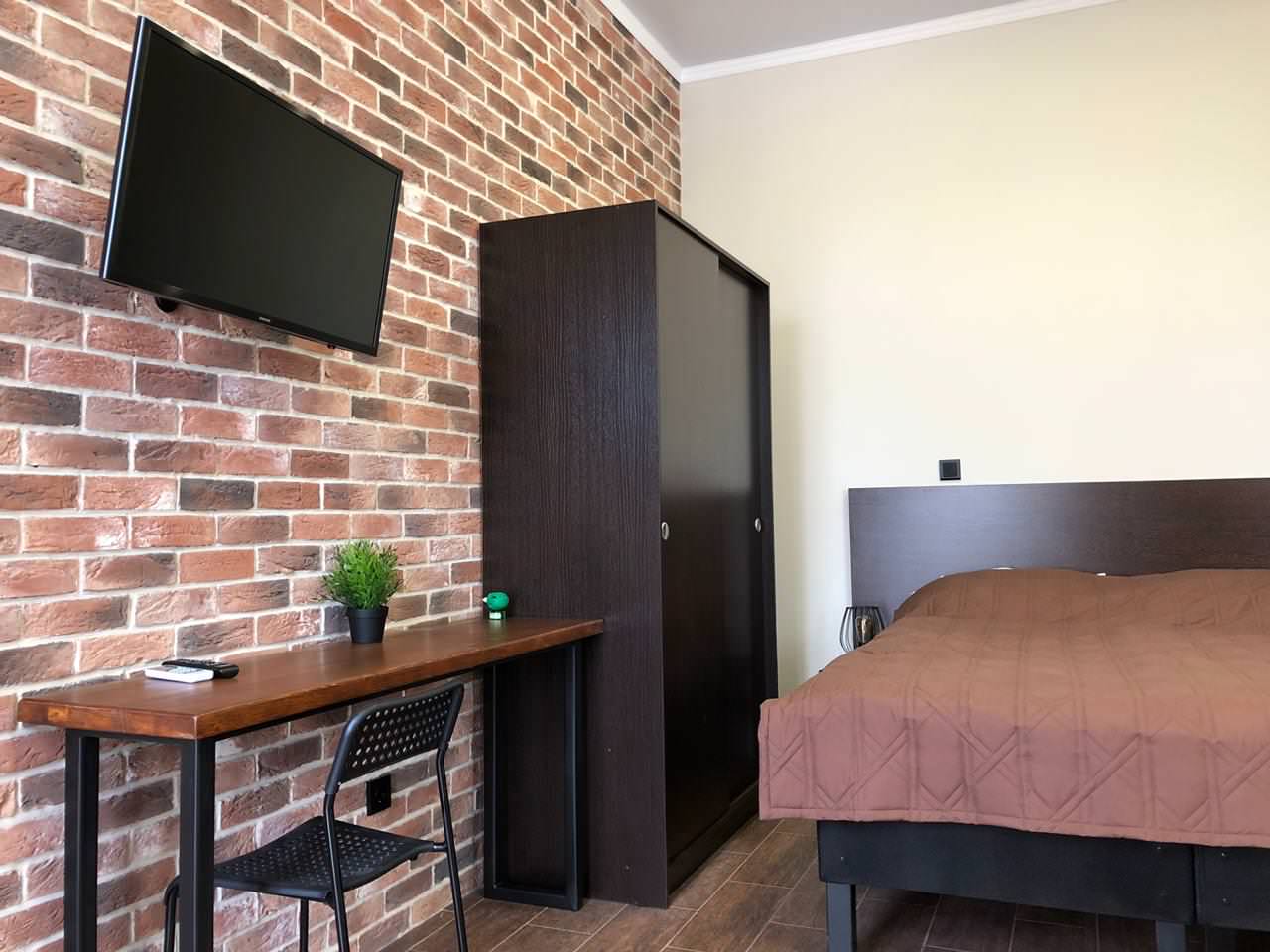 Амстердам 6906