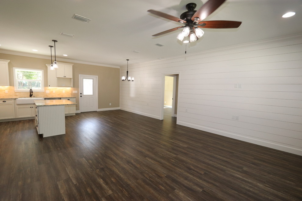 Example of a transitional kitchen design in Miami