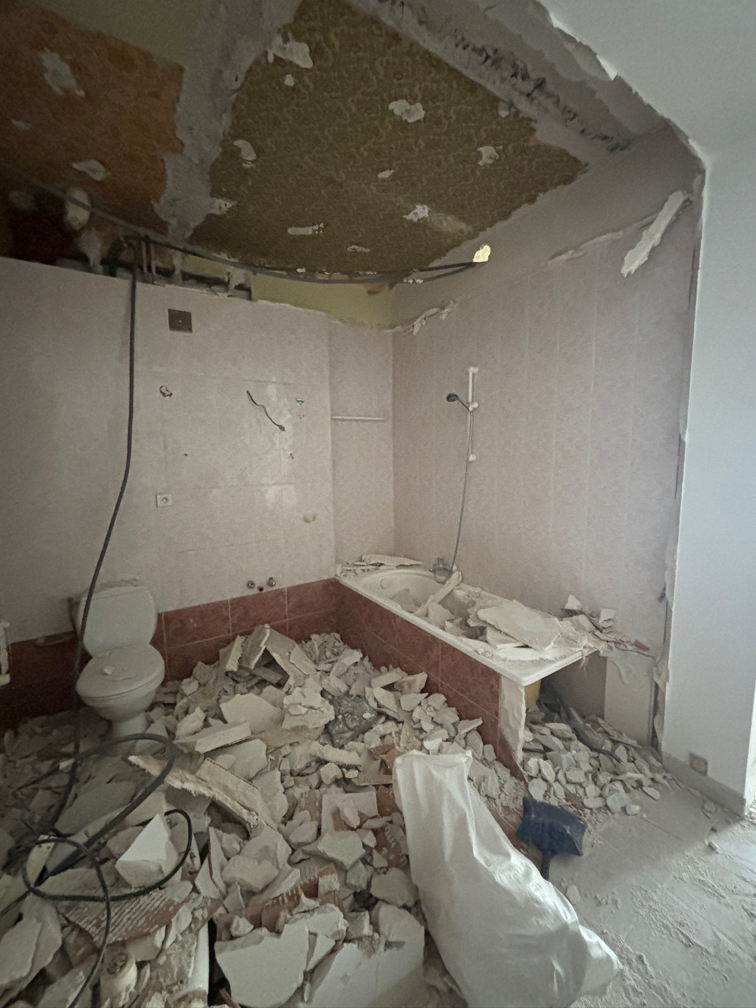 L’union parfaite : deux appartements transformés en un duplex unique