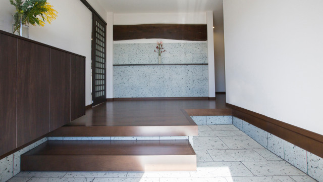 玄関ホール japanisch-modern-eingang